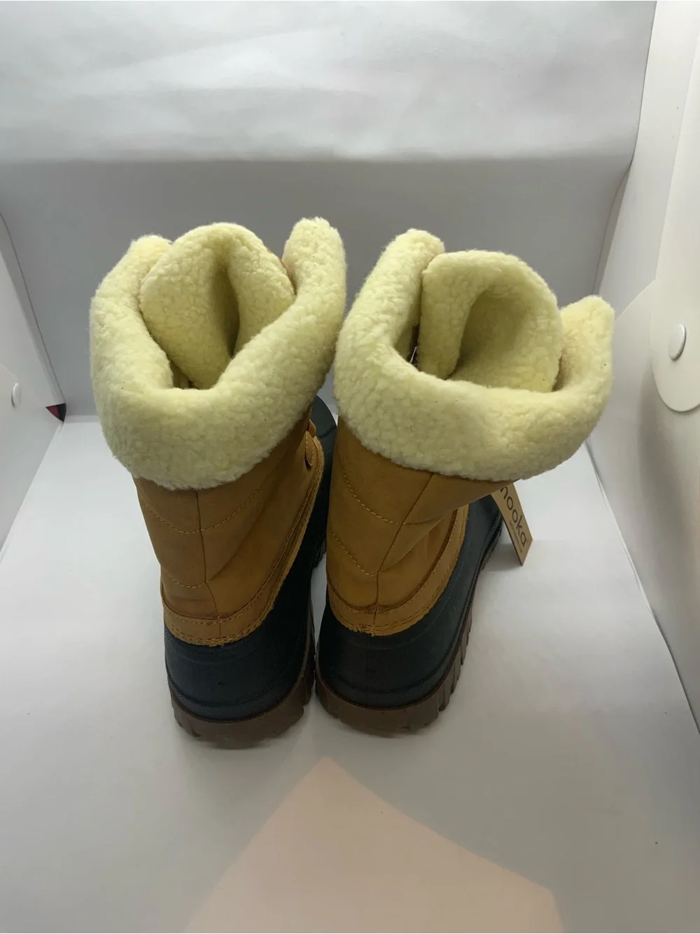 Chooka Women's Warm Insulated Plush Lined Waterproof Mid Calf Winter Snow Boots
